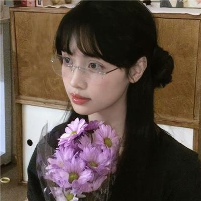他夏天住在楼下
